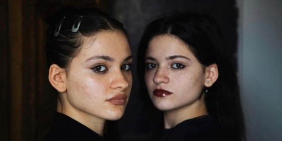 Twin sisters, sold illegally at birth, reunited thanks to TikTok – National