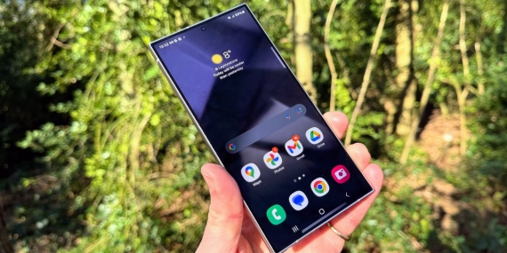 The Samsung Galaxy S25 could borrow two great features from the Pixel 9 Pro