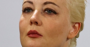 alexei-navalny-death-memorial-13.jpg