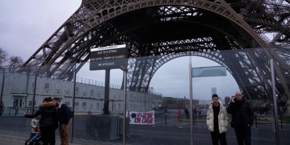 Eiffel Tower closes due to worker strike over wages – National