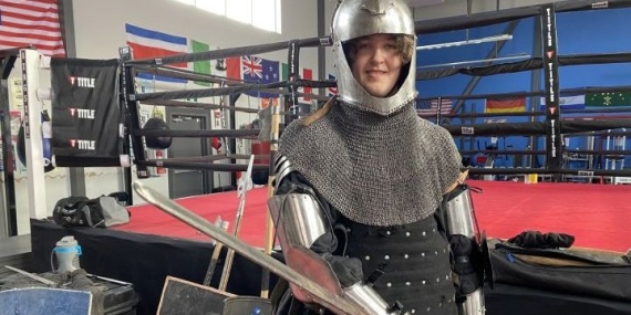 Calgary-area teen going to ‘really cool’ world medieval combat championship – Calgary