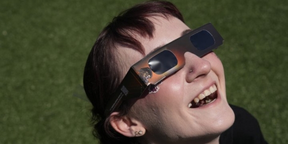 IN PHOTOS: Eclipse watchers across North America react with cheers, awe