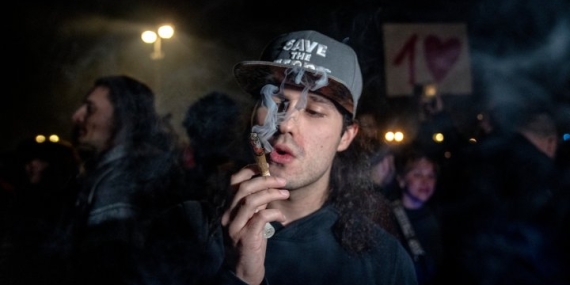 Germany legalizes possession of small amounts of cannabis – National