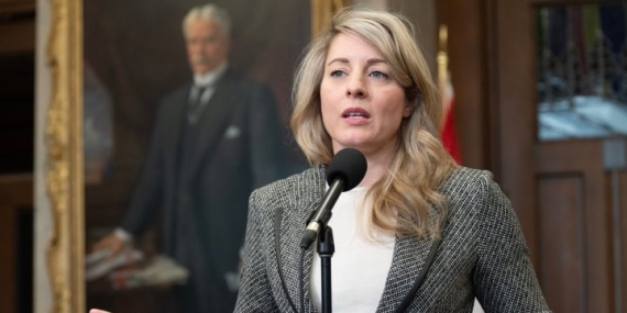 Canada lays new sanctions on Russia over North Korean weapons transfer – National