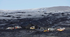 iceland-cave-collapse_c443d6.jpg