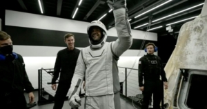 spacex-private-spacewalk.jpg