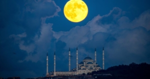 Supermoon-Turkey.jpg