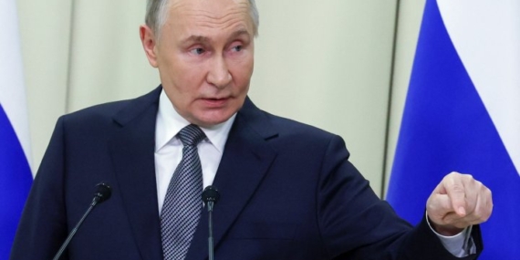 Slovakia could host Russia-Ukraine peace talks, Putin says – National