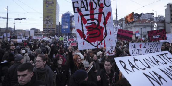 Thousands stream into Belgrade square to protest against populist Serbian president – National