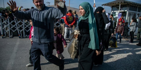 Days after Assad’s ouster, some Syrian refugees are going back home