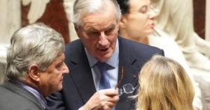france-non-confidence-vote.jpg