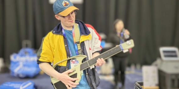 This stringless guitar is Guitar Hero in real life – and I low key love it