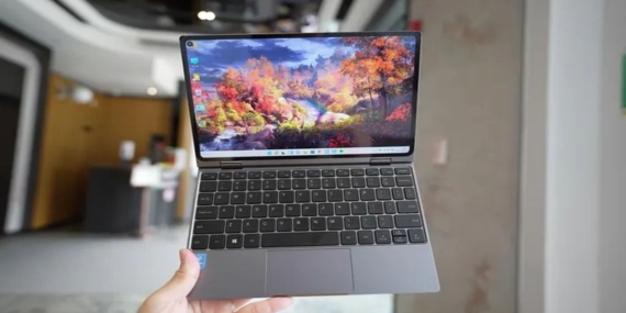 This cute convertible laptop looks like a mini PC with a touchscreen, a battery and a keyboard