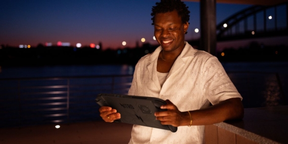 I absolutely love handheld gaming PCs, but I’m sorry Acer – an 11-inch display is just too large
